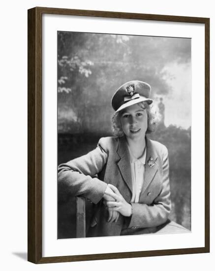 Princess Elizabeth, Seen in Photograph at 16 Years Old, England-Cecil Beaton-Framed Photographic Print