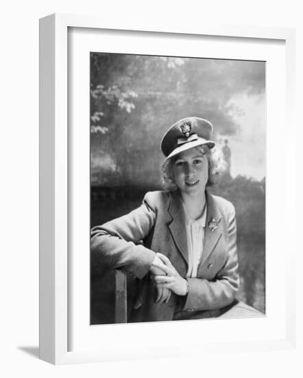 Princess Elizabeth, Seen in Photograph at 16 Years Old, England-Cecil Beaton-Framed Photographic Print