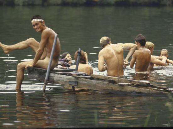 vintage-boy-skinny-dipping