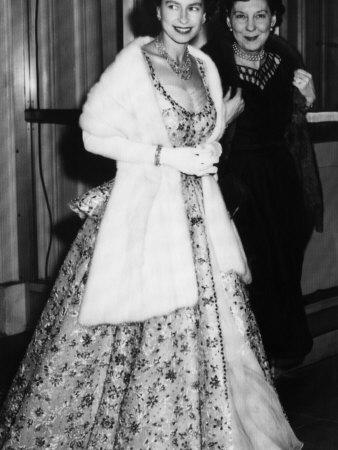 mamie eisenhower elizabeth washington england queen lady ii house