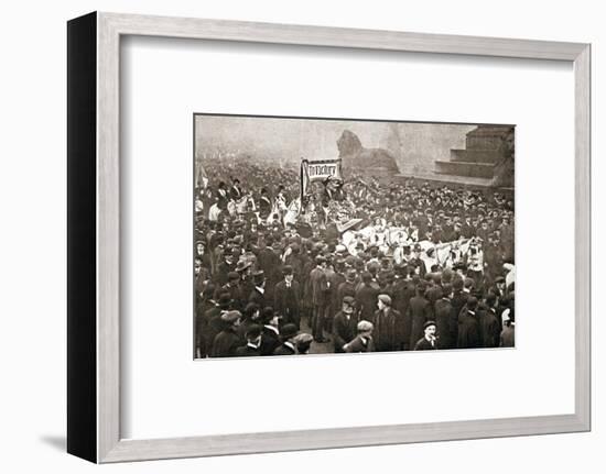 Procession to welcome the early release of suffragettes from prison on 19 December 1908-Unknown-Framed Photographic Print
