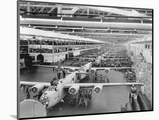 Production Line of B-24 Liberators-null-Mounted Photographic Print