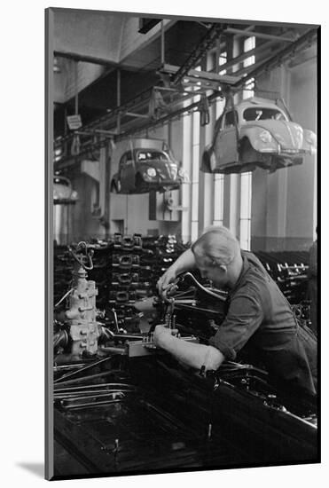 Production line of the 1951 Volkswagen model at the Volkswagen factory in Wolfsburg, West-Germany.-Erich Lessing-Mounted Photographic Print