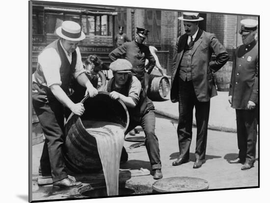 Prohibition Agents Dump Liquor Into Sewer, NYC-Science Source-Mounted Giclee Print