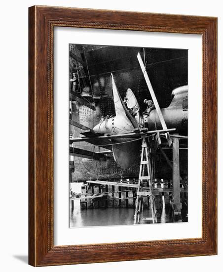 Propellor of R.M.S. Queen Mary, September 1934-null-Framed Premium Photographic Print