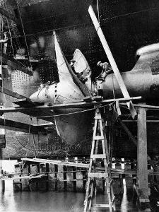 Propellor of R.M.S. Queen Mary, September 1934
