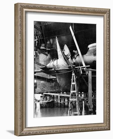 Propellor of R.M.S. Queen Mary, September 1934-null-Framed Photographic Print