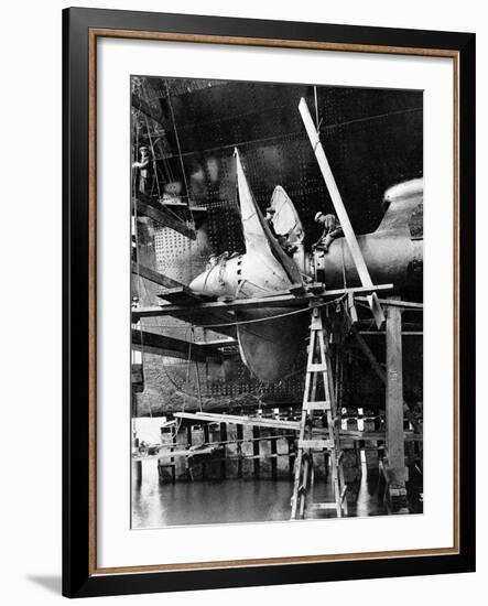 Propellor of R.M.S. Queen Mary, September 1934-null-Framed Photographic Print