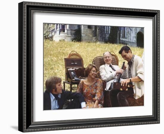 Providence by Alain Resnais with David Warner, Ellen Burstyn, John Gielgud and Dirk Bogarde, 1976 (-null-Framed Photo