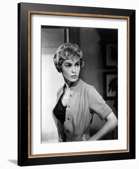 PSYCHO, 1960 directed by ALFRED HITCHCOCK Janet Leigh (b/w photo)-null-Framed Photo