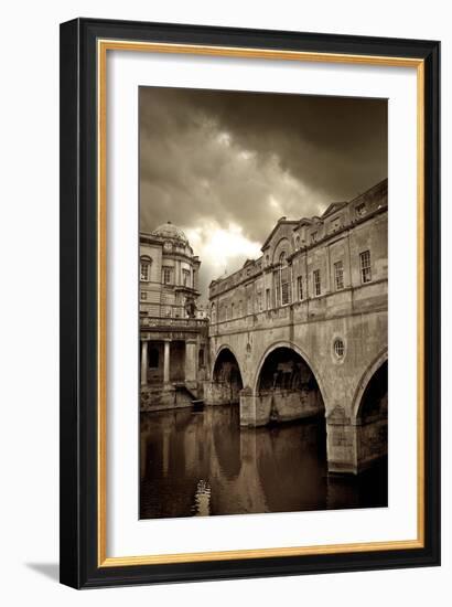 Pulteney Bridge, Bath, England-Tim Kahane-Framed Photographic Print
