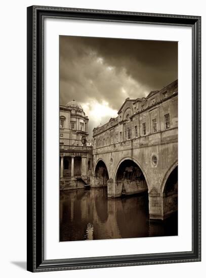 Pulteney Bridge, Bath, England-Tim Kahane-Framed Photographic Print