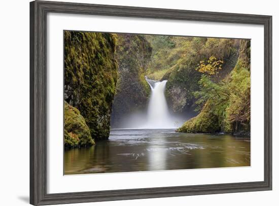 Punch Bowl Falls, Columbia River Gorge, Oregon, USA-Jamie & Judy Wild-Framed Photographic Print