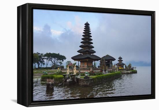 Pura Ulun Danu Bratan Water Temple, Bali Island, Indonesia-Keren Su-Framed Premier Image Canvas