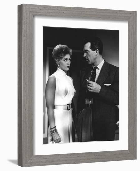 PUSHOVER, 1954 directed by RICHARD QUINE Kim Novak and Fred MacMurray (b/w photo)-null-Framed Photo