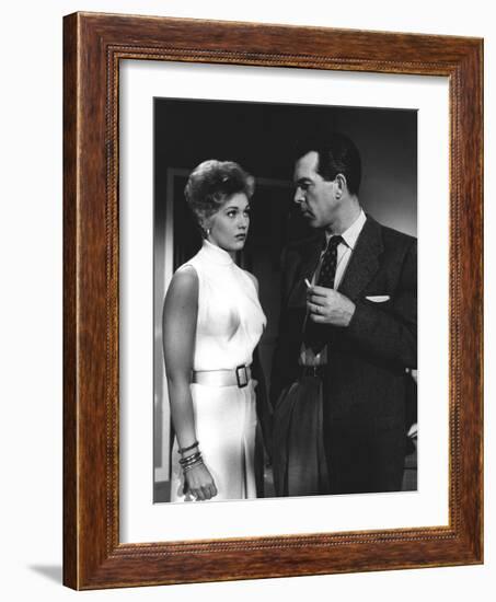 PUSHOVER, 1954 directed by RICHARD QUINE Kim Novak and Fred MacMurray (b/w photo)-null-Framed Photo