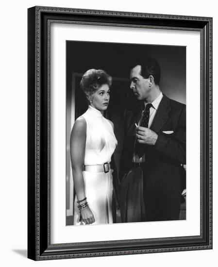 PUSHOVER, 1954 directed by RICHARD QUINE Kim Novak and Fred MacMurray (b/w photo)-null-Framed Photo