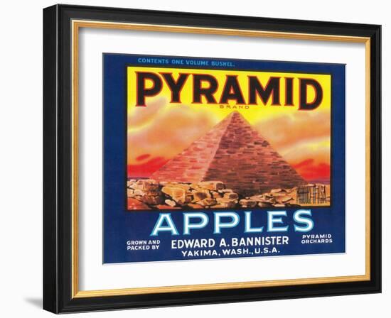 Pyramid Apple Label - Yakima, WA-Lantern Press-Framed Art Print