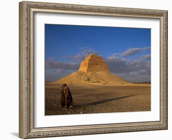 Pyramid, Medium, Sneferu, Old Kingdom, Egypt-Kenneth Garrett-Framed Photographic Print