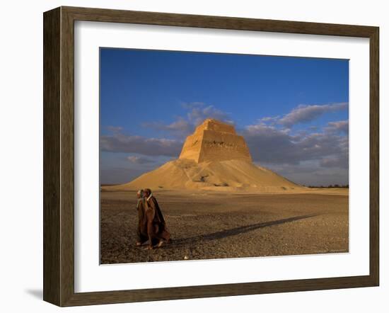 Pyramid, Medium, Sneferu, Old Kingdom, Egypt-Kenneth Garrett-Framed Photographic Print