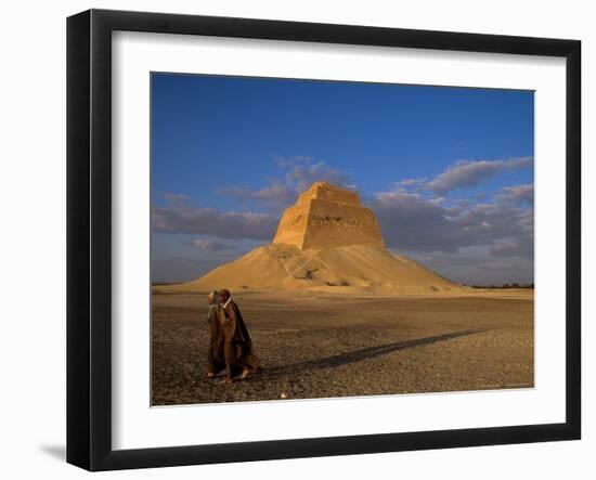 Pyramid, Medium, Sneferu, Old Kingdom, Egypt-Kenneth Garrett-Framed Photographic Print