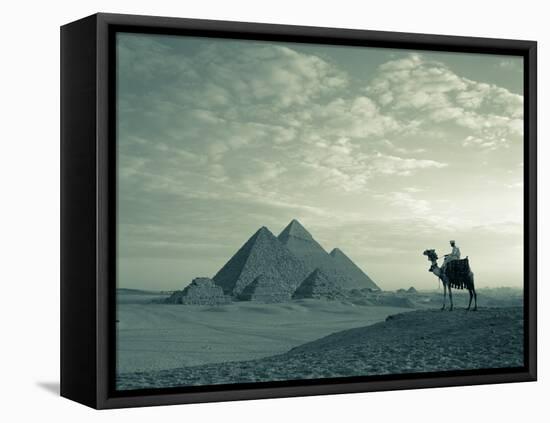 Pyramids, Giza, Egypt-Steve Vidler-Framed Premier Image Canvas