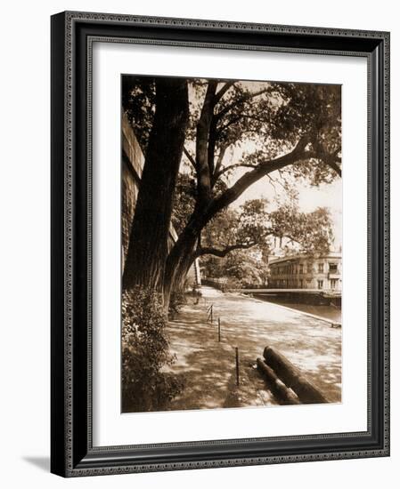 Quai du Pont Neuf-Eugène Atget-Framed Photographic Print