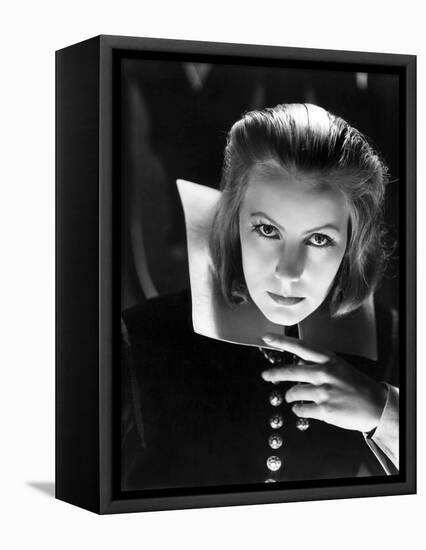 QUEEN CHRISTINA, 1933 directed by ROUBEN MAMOULIAN Greta Garbo (b/w photo)-null-Framed Stretched Canvas