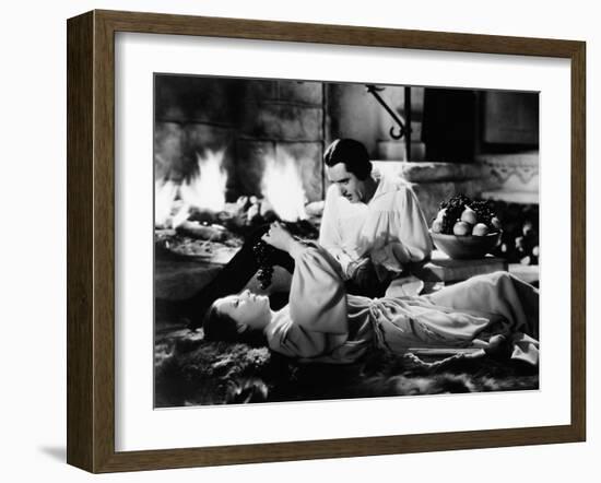 Queen Christina, 1933-null-Framed Photographic Print