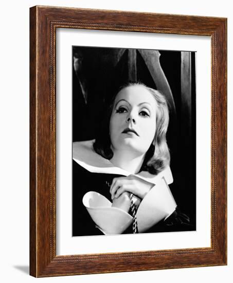 Queen Christina, Greta Garbo, Directed by Rouben Mamoulian, 1933-null-Framed Photographic Print