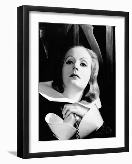 Queen Christina, Greta Garbo, Directed by Rouben Mamoulian, 1933-null-Framed Photographic Print