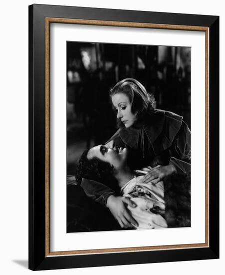 Queen Christina, John Gilbert, Greta Garbo, 1933-null-Framed Photo