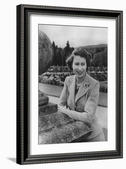 Queen Elizabeth II at Balmoral, 28th September 1952-Lisa Sheridan-Framed Photographic Print