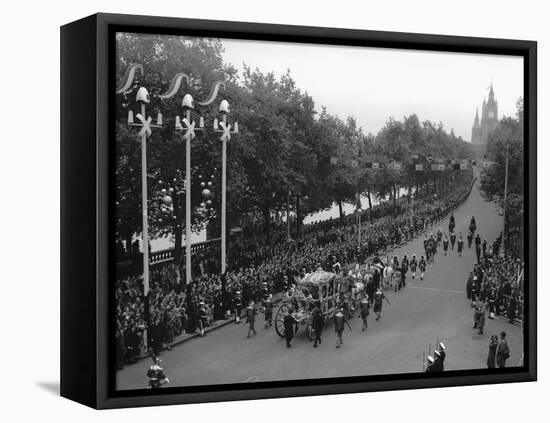 Queen Elizabeth Ii Coronation-Staff-Framed Premier Image Canvas