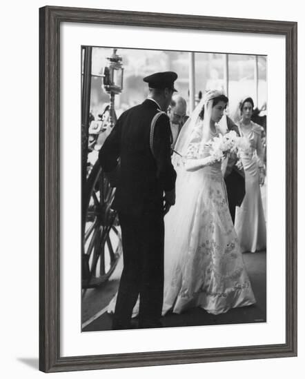 Queen Elizabeth II Marries the Duke of Edinburgh-null-Framed Photographic Print