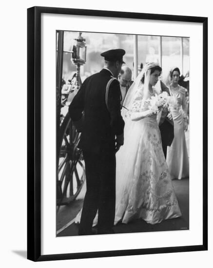 Queen Elizabeth II Marries the Duke of Edinburgh-null-Framed Photographic Print