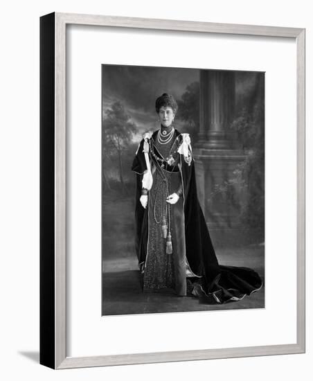 Queen Mary, 1911-null-Framed Photographic Print