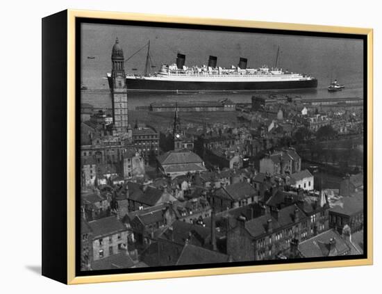 Queen Mary Ship Sailing Past Greenock in 1936-null-Framed Premier Image Canvas
