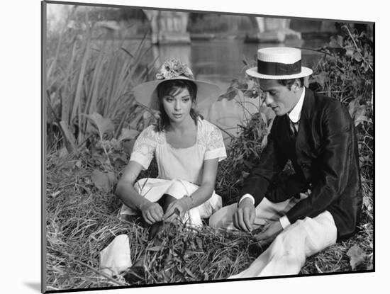 Quelle joie by vivre by Rene Clement with Barbara Lass and Alain Delon, 1961 (b/w photo)-null-Mounted Photo