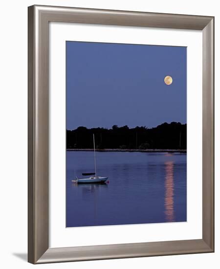 Quiet Cove-J.D. Mcfarlan-Framed Photographic Print