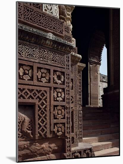 Quwwat Ul Islam Mosque, Delhi, India-Adam Woolfitt-Mounted Photographic Print