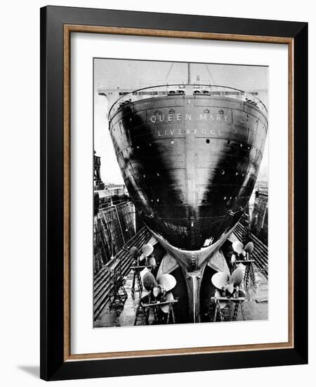 R.M.S. 'Queen Mary' in Dry Dock, Southampton, April 1936-null-Framed Premium Photographic Print