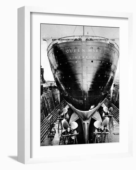 R.M.S. 'Queen Mary' in Dry Dock, Southampton, April 1936-null-Framed Premium Photographic Print