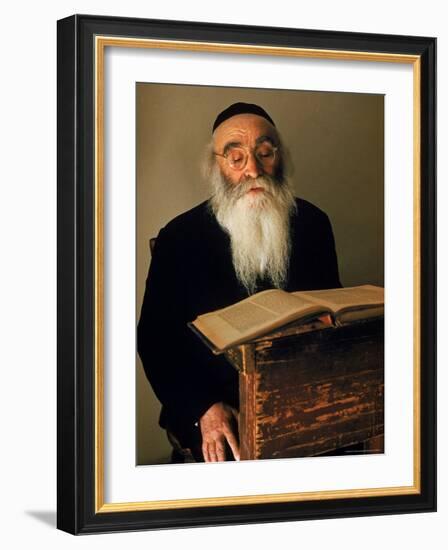 Rabbi Reading the Talmud-Alfred Eisenstaedt-Framed Photographic Print