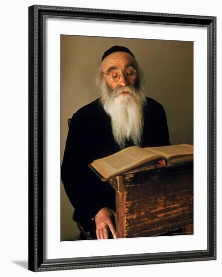 Rabbi Reading the Talmud-Alfred Eisenstaedt-Framed Photographic Print