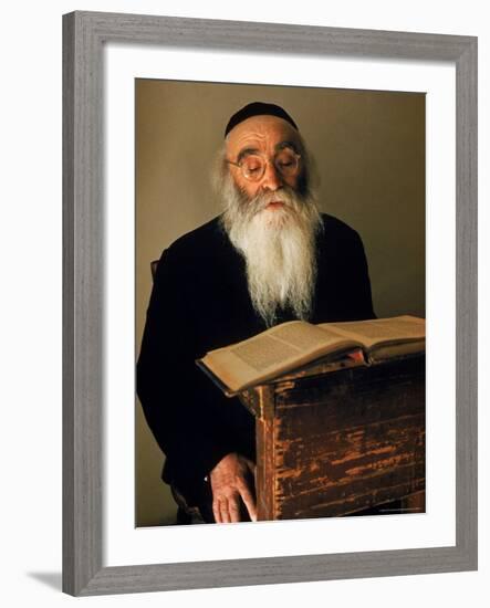 Rabbi Reading the Talmud-Alfred Eisenstaedt-Framed Photographic Print