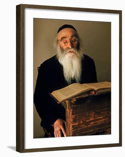 Rabbi Reading the Talmud-Alfred Eisenstaedt-Framed Photographic Print