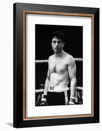 Raging Bull by Martin Scorsese with Robert by Niro, 1980 (b/w photo)-null-Framed Photo