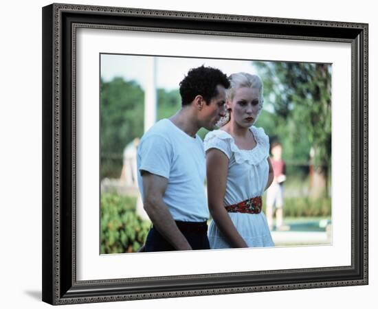 Raging Bull by Martin Scorsese with Robert by Niro and Cathy Moriarty, 1980 (photo)-null-Framed Photo