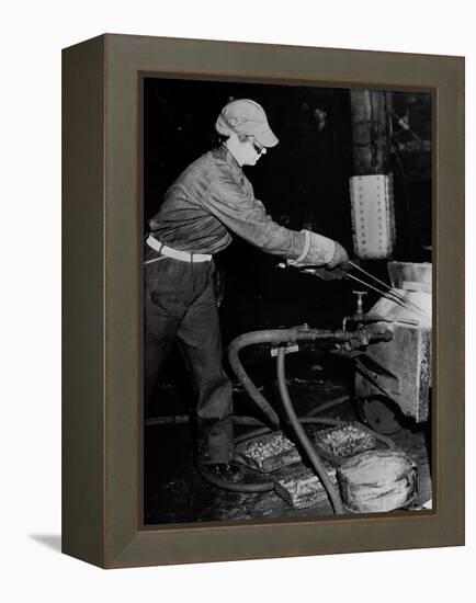 Railroad Women: Heating Rivots-null-Framed Premier Image Canvas